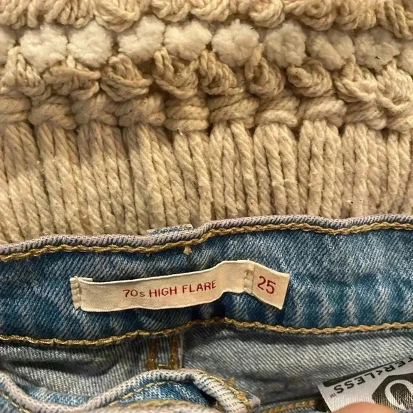 LEVI’S 70s HIGH FLARE BIG E JEANS SIZE 25 - Picture 6 of 7